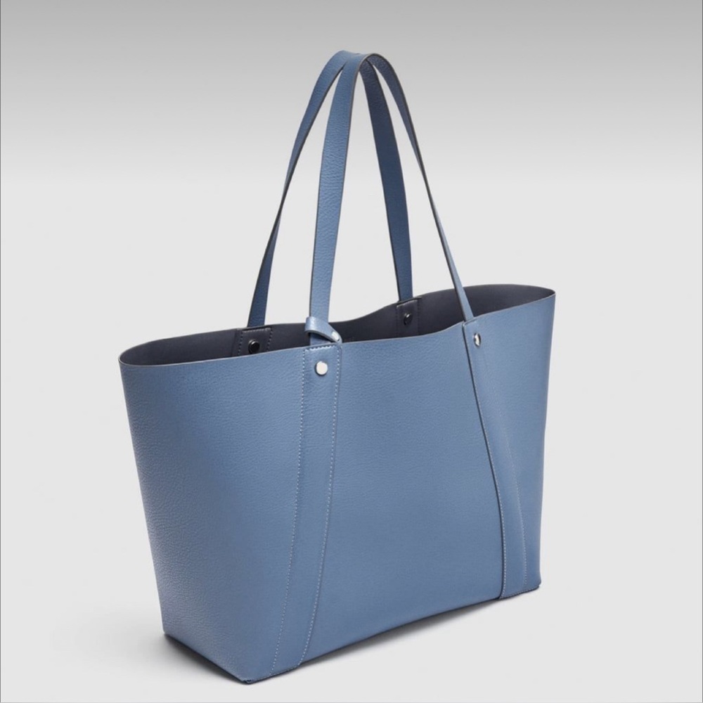 Zara Blue Reversible Tote with Detachable Wristlet - NWT - Picture 4 of 13
